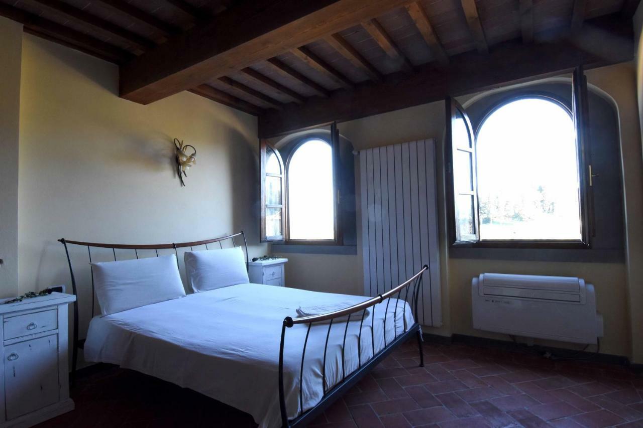 라스트라아시냐 Historical Palace In The Heart Of Tuscany 아파트 외부 사진
